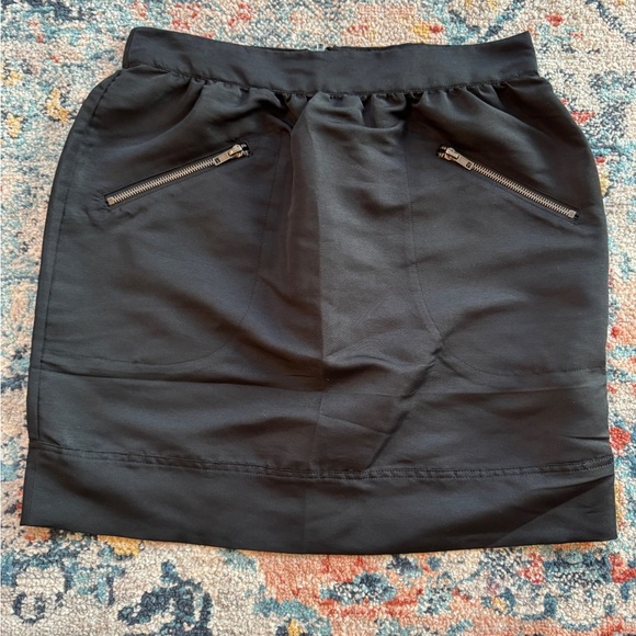 Walter Baker Dresses & Skirts - NWT Walter Baker Bengaline Black Pencil Skirt
Size 8